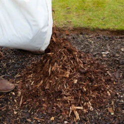 Spruce Bark Mulch 8 Spruce Bark Mulch -Garden Centre Store 100061 3