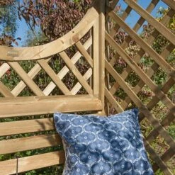 Keswick Arbour 9 Keswick Arbour -Garden Centre Store 160722 3