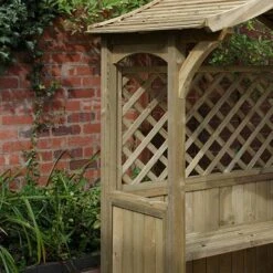 Party Arbour -Garden Centre Store 160724 8