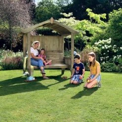 Burghley Arbour -Garden Centre Store 160969 4