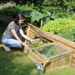 Small Space Cold Frame -Garden Centre Store 161416 2
