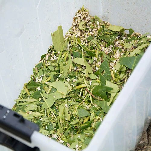 The Handy 2500 Watt Impact Shredder C/w Collection Box 4 The Handy 2500 Watt Impact Shredder C/w Collection Box - Image 4