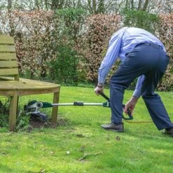 Webb 650w 29cm Cut Electric Line Trimmer 17 Webb 650w 29cm Cut Electric Line Trimmer -Garden Centre Store 180263 8