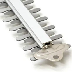 Webb 20v 2Ah Cordless Hedge Trimmer 11 Webb 20v 2Ah Cordless Hedge Trimmer -Garden Centre Store 180267 4