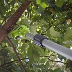 Greenworks 24V Polesaw With 2Ah Battery And Charger -Garden Centre Store 180273 4