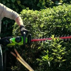 Greenworks 40v Hedge Trimmer With 2Ah Battery And Charger -Garden Centre Store 180282 2
