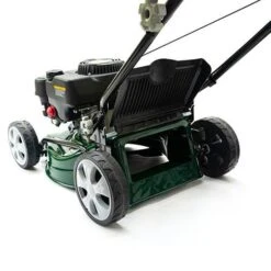 Classic 41cm (16") Petrol Rotary Lawnmower 16 Classic 41cm (16") Petrol Rotary Lawnmower -Garden Centre Store 180310 7