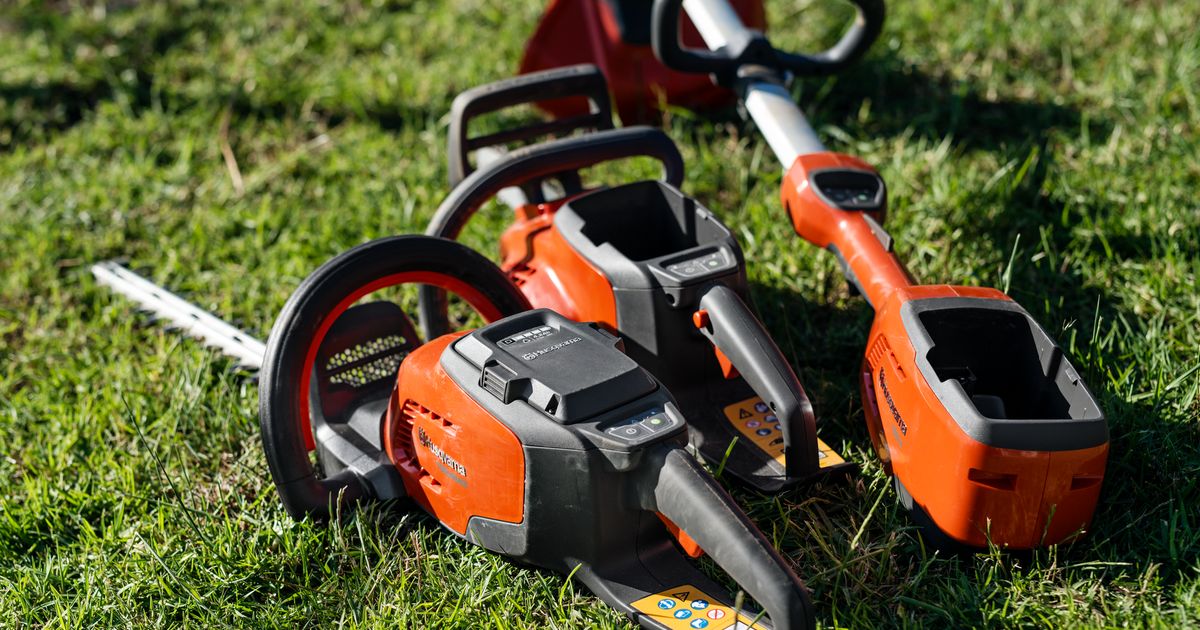 Garden Centre Store -Garden Centre Store h220 0173